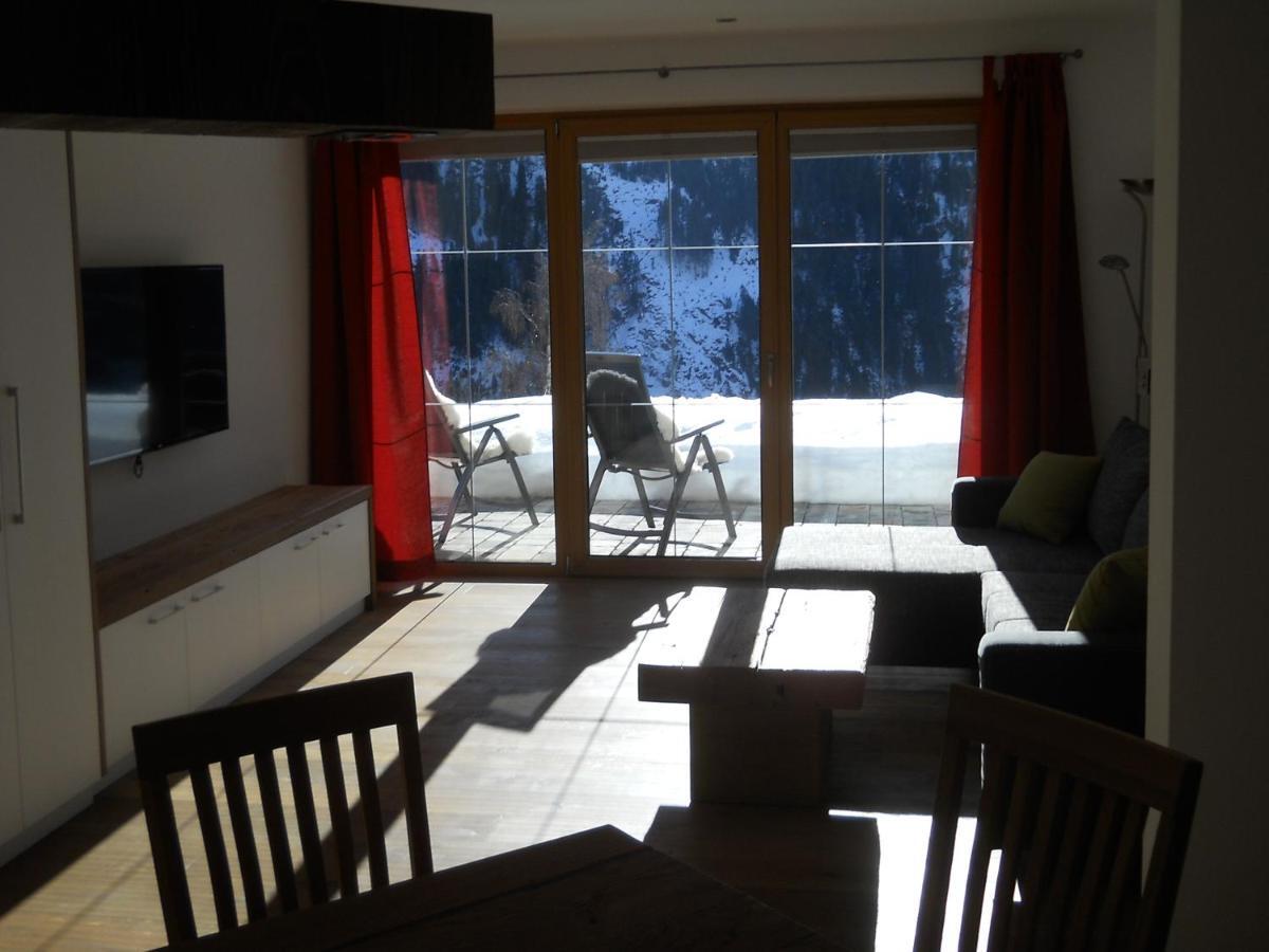 Bergappartement Talblick Sankt Veit in Defereggen エクステリア 写真