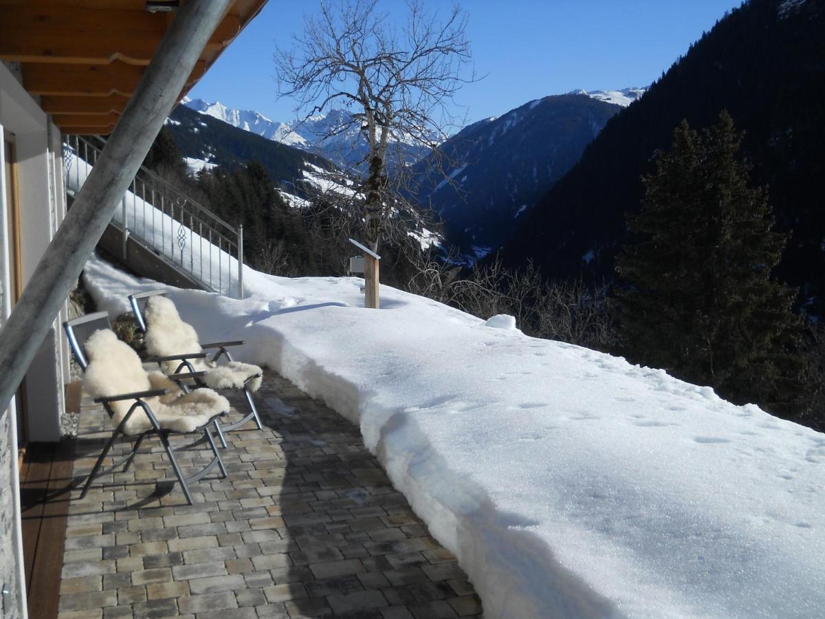 Bergappartement Talblick Sankt Veit in Defereggen エクステリア 写真